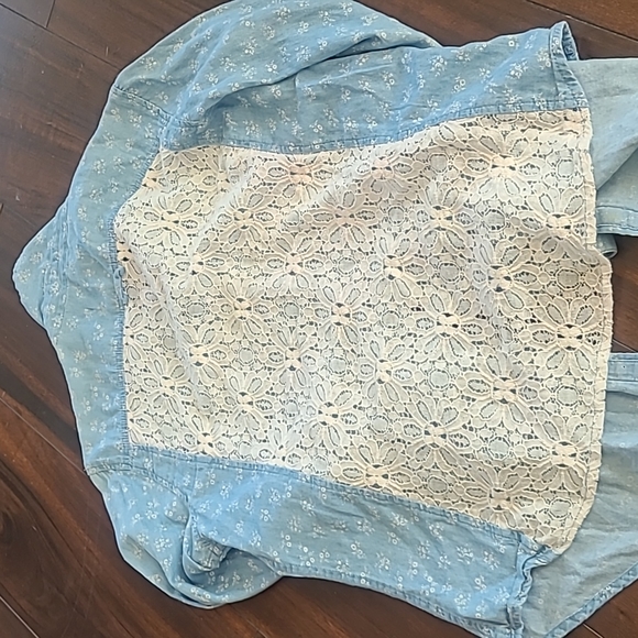 American Rag top - Picture 2 of 2